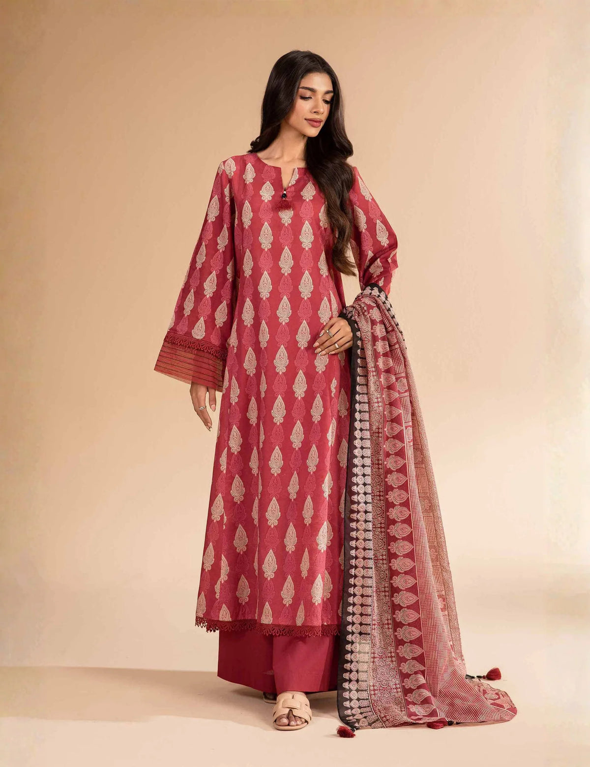 Unstitched printed 3pc khaddar