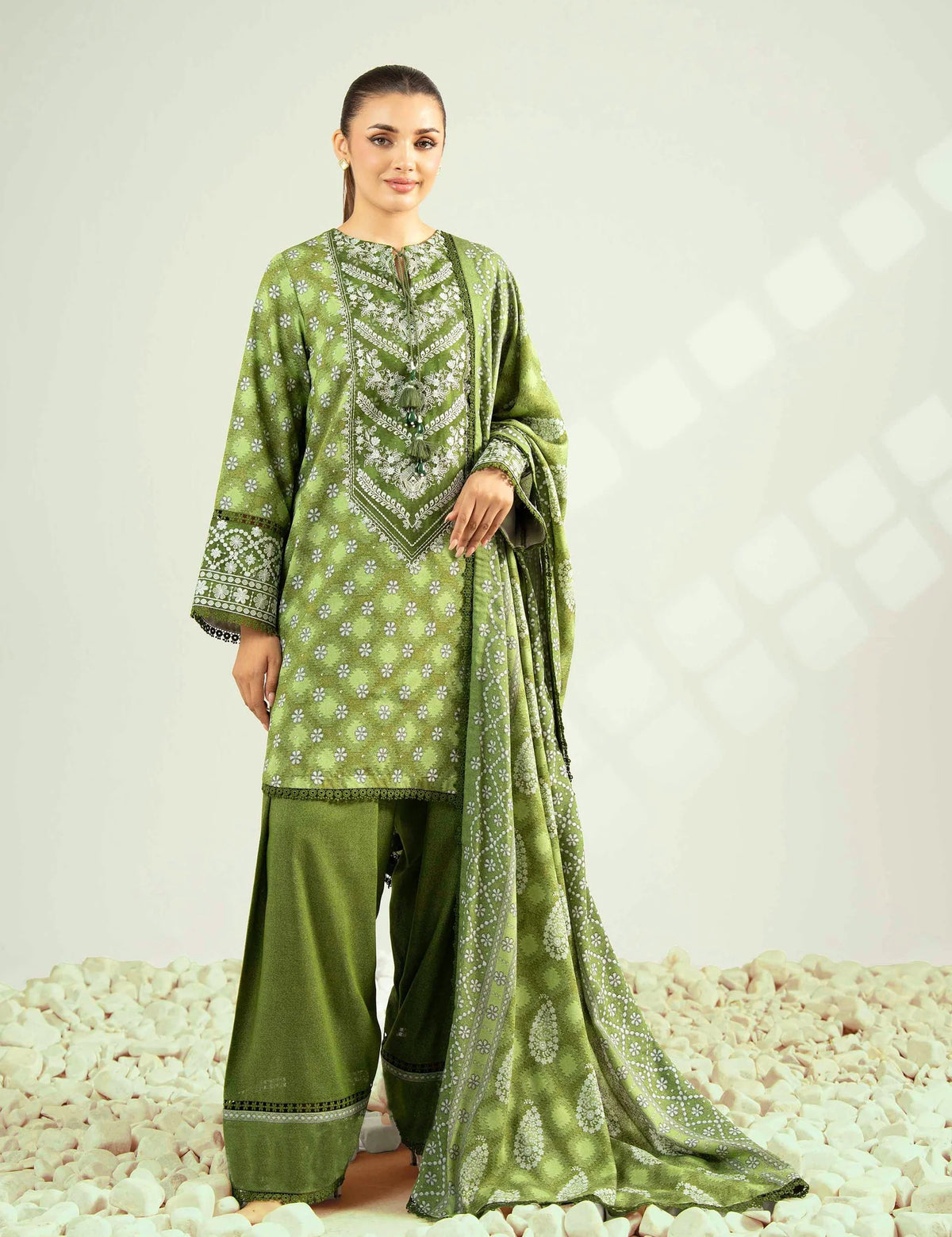 Unstitched printed 3pc khaddar